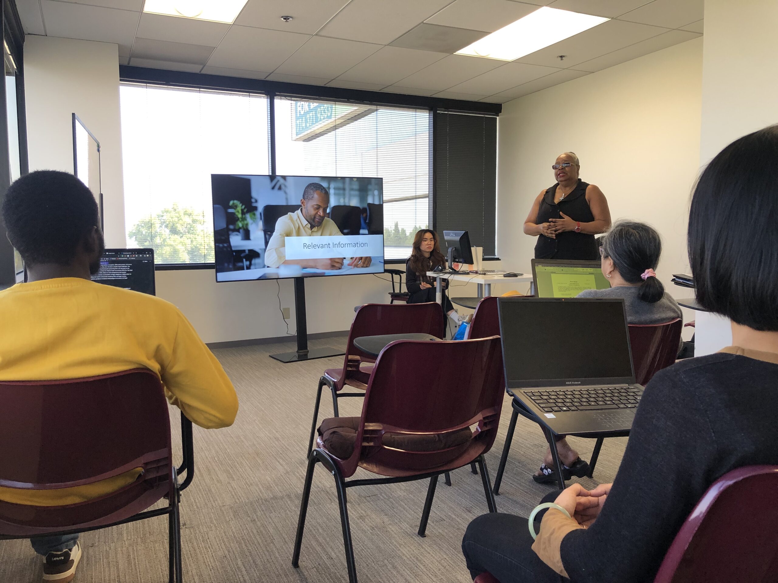 Resume Workshop with Dr. Eunice Moseley